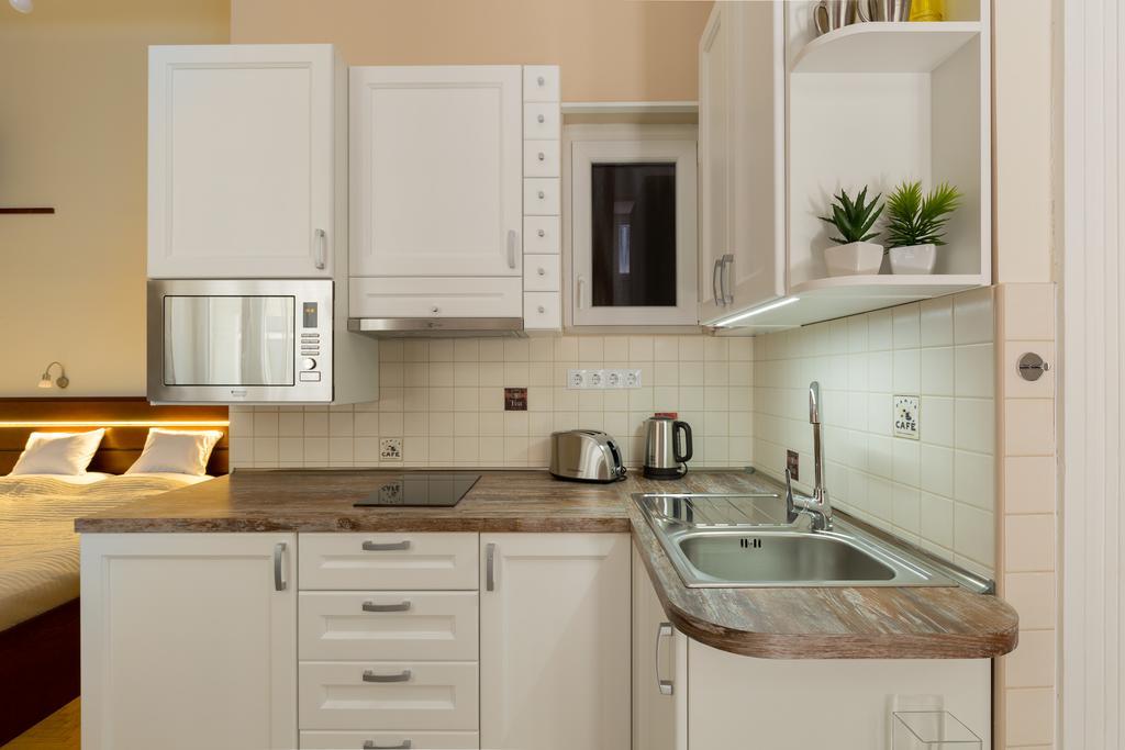 Family Buddha Apartment Будапеща Екстериор снимка